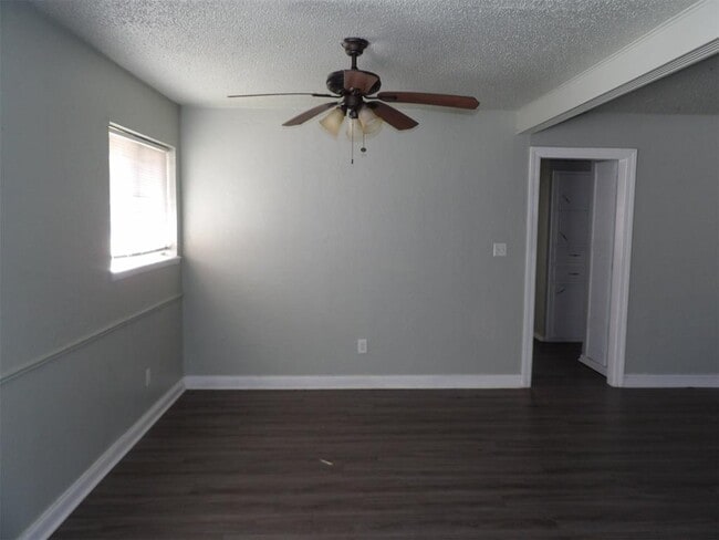 Photo - 624 N Dillon Ave