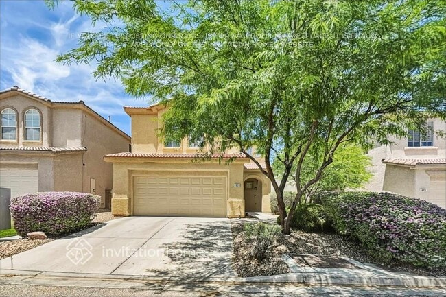 Building Photo - 4028 Villeroy Ave