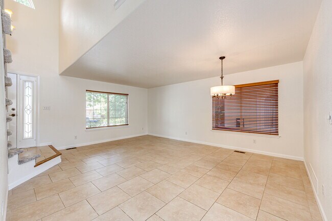 9476 Morning Glory Way