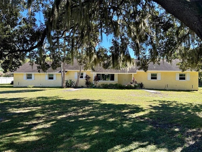 Building Photo - 1567 Brooks Ln