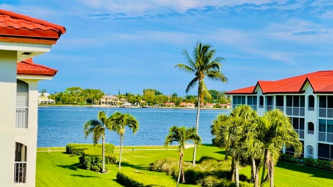 Photo - 107 Half Moon Cir Unit A3