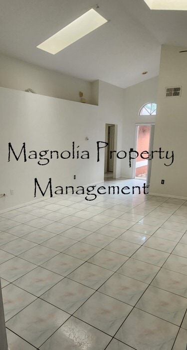 Photo - 2226 Rockwood Dr