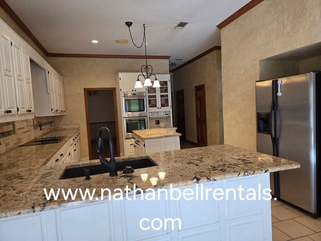 Photo - 525 42nd St SE