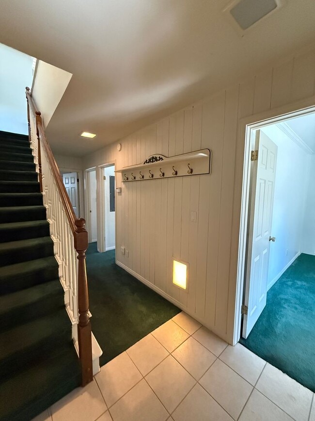4 Kelley Rd
