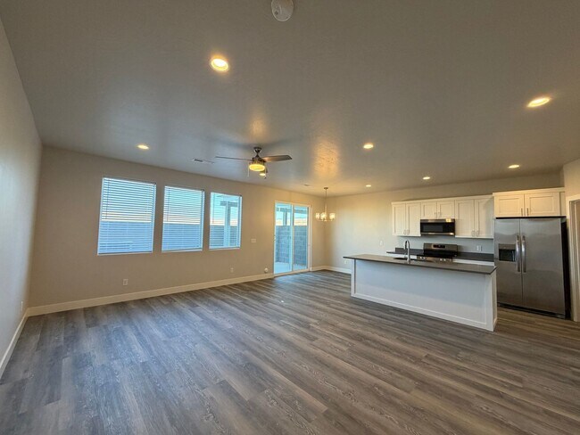 Photo - BRAND NEW TOWNHOME FOR RENT!