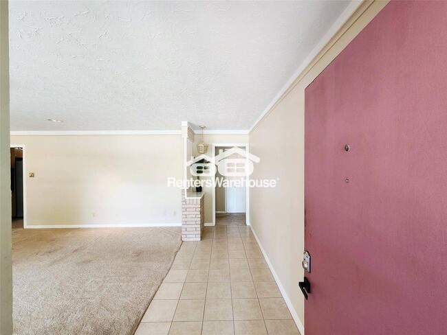 Photo - 1702 Ivie Lee St