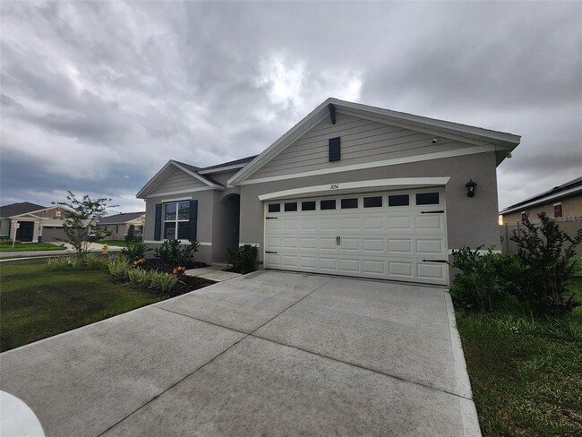 Photo - 1051 Griffon Ave