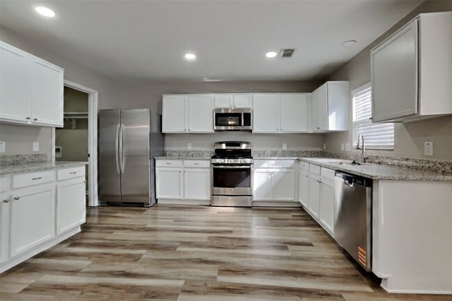 Photo - 18318 Atasca Wds Trce