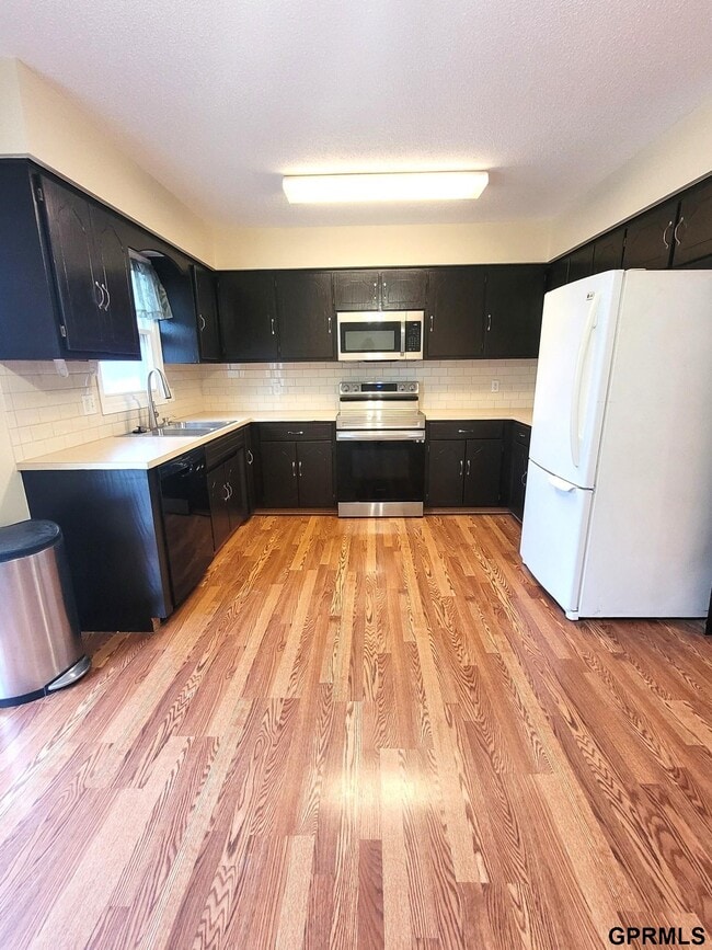 13908 Meadow Ridge Rd
