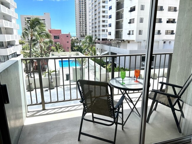 Photo - 2440 Kuhio Ave.