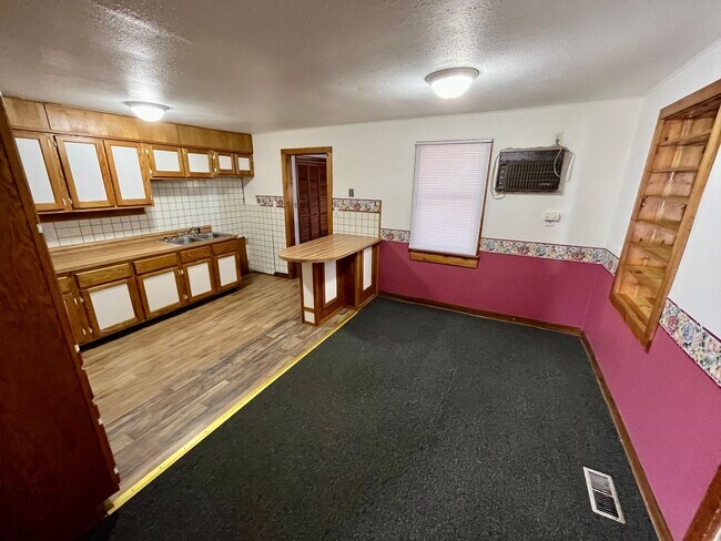 Photo - 2 Bed | 1 Bath | 1 Car Attached Garage | 2...