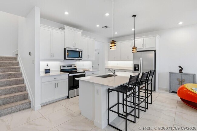 Photo - 14131 SW Thorens Dr