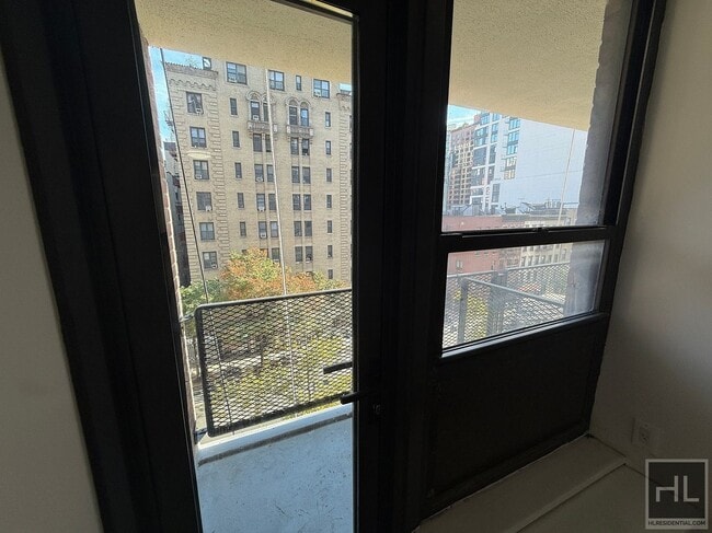 Photo - EAST 35 STREET Unit 8H