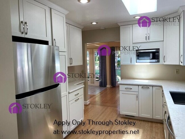 Photo - 1975 Shuey Ave