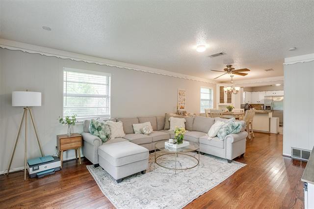 Photo - 3217 Lubbock Ave