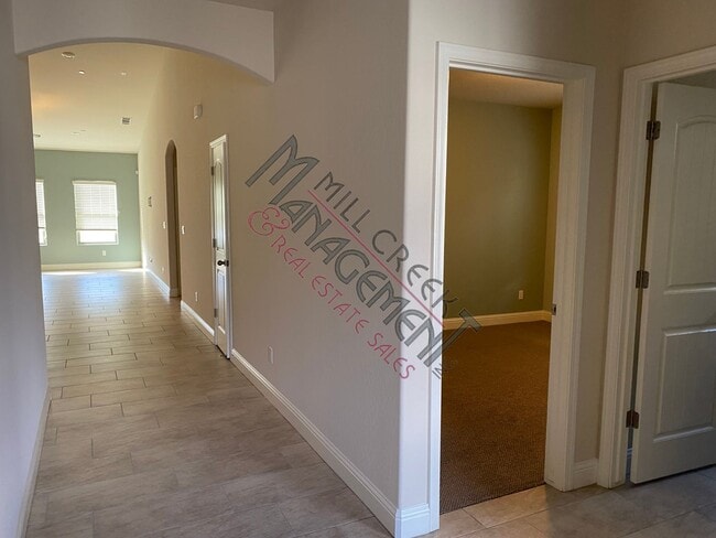 Photo - Beautiful 3 bedroom/2 bath home in northwe...