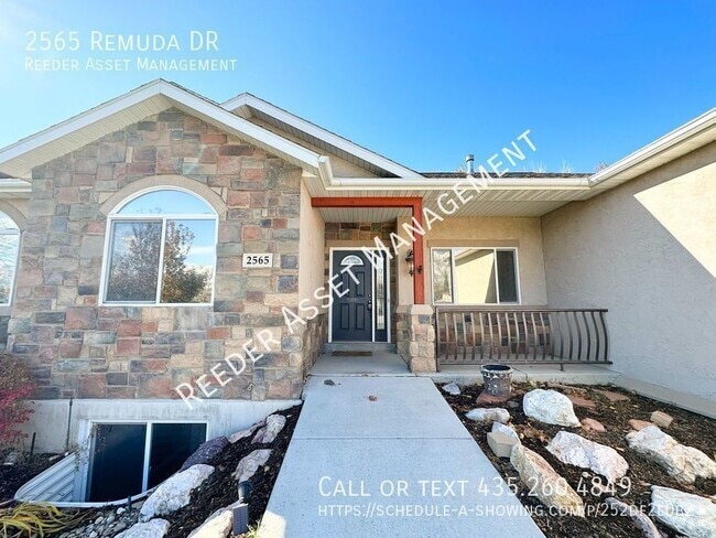 Building Photo - 2565 Remuda Dr Rental