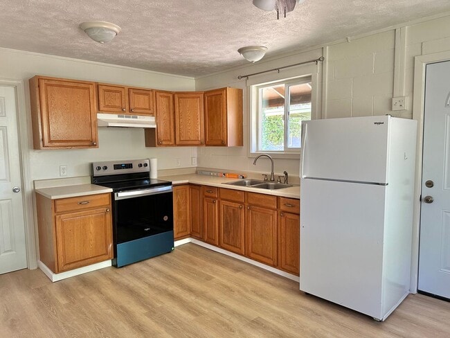 Photo - 453 W Papa Ave Unit Cottage