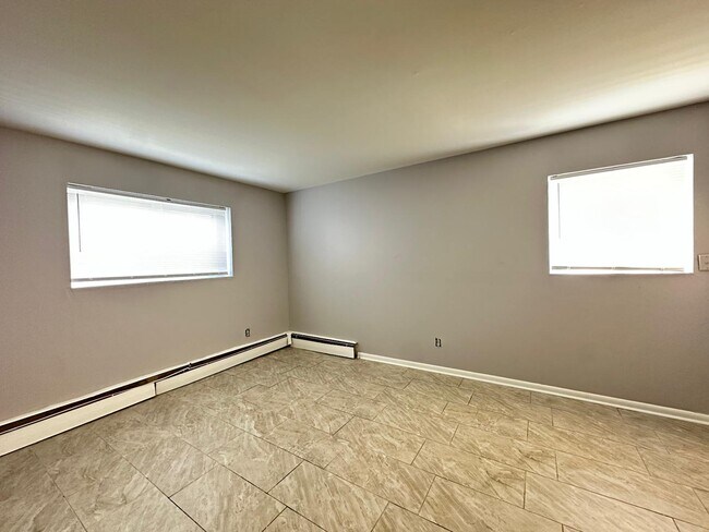 Photo - 308 Main St Unit C2