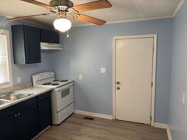 Photo - 2 BED 1 BATH HOME