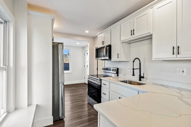 Photo - 26 Reservoir Ave