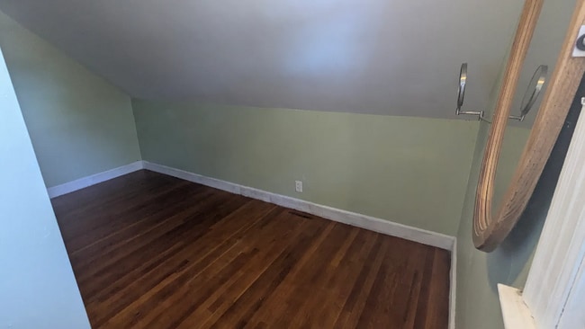 Photo - 60 Longue Vue Ave Unit 2