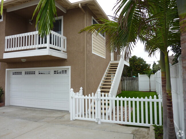 Building Photo - 2614 Jefferson St Rental