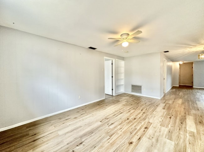 Photo - 1501 S Hillcrest Ave