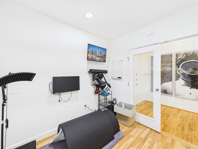 Photo - 2520 Robinhood St Unit 506