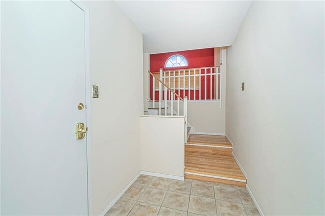 Photo - 709 Correll Ave