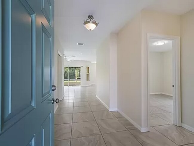 Photo - Conveniently located to everything. 3 bedr...