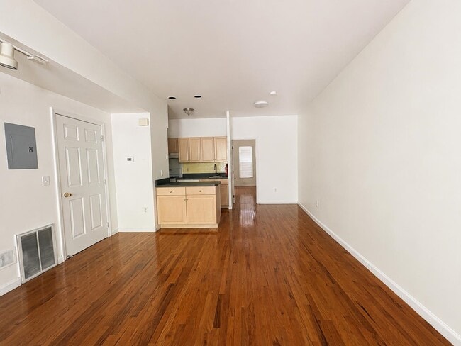 Photo - 159 Sussex St Unit 1