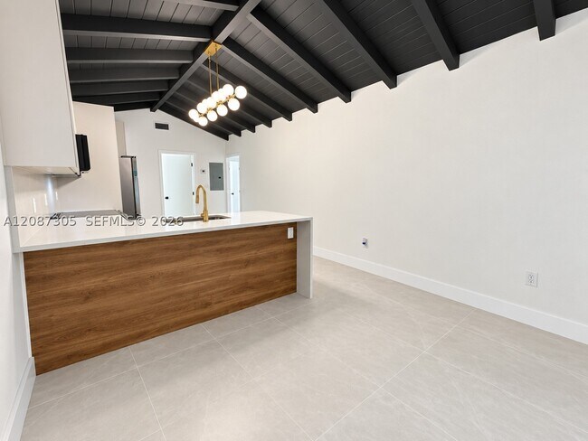 Photo - 1043 NW 48th St