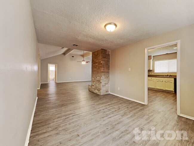 Photo - 19638 Southaven Dr