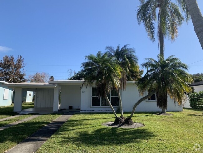 Building Photo - Close to Tarpon Bay in Sandpiper area of P... Rental