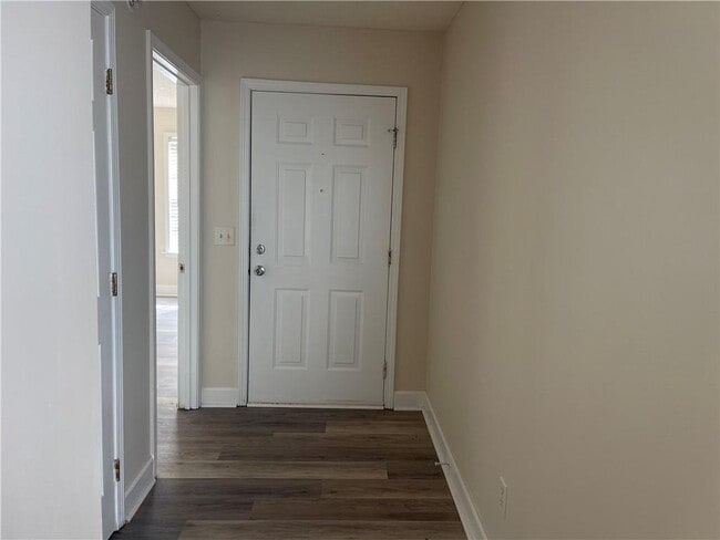 Photo - 106 Red Bud Ct