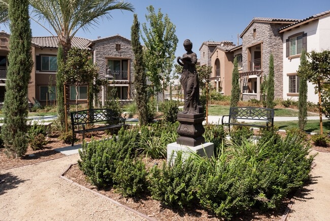 The Retreat at Riverlakes