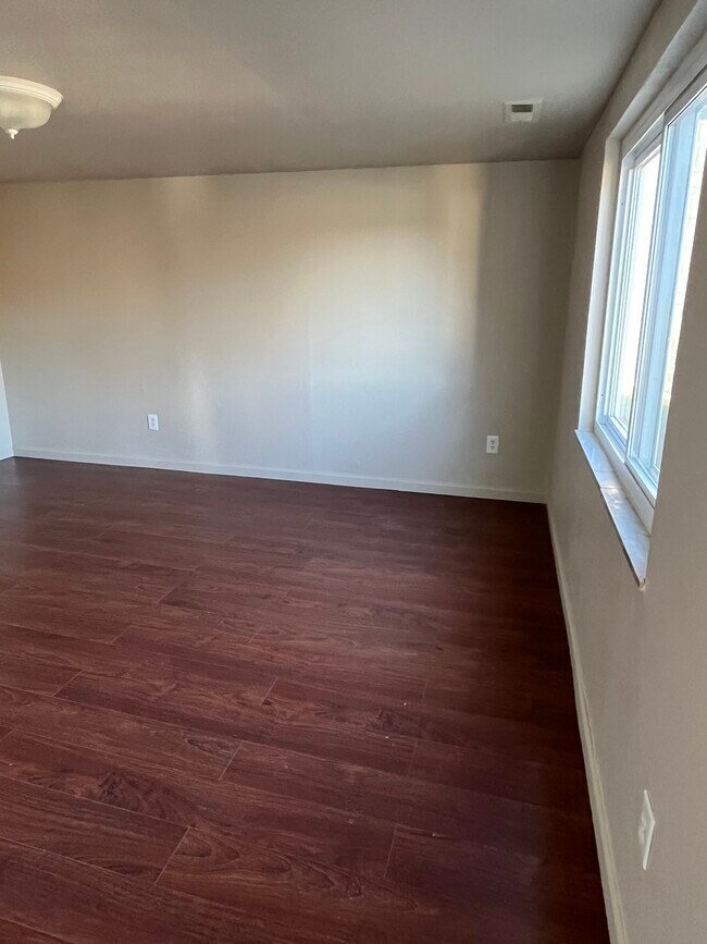 Photo - 111 Kline Ave Unit 1