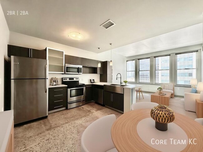 Photo - 1121 McGee St Unit 709