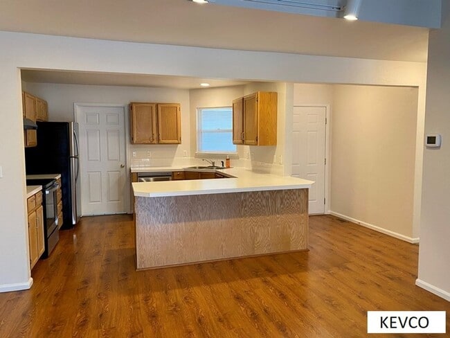Photo - Spacious Townhouse with Central AC