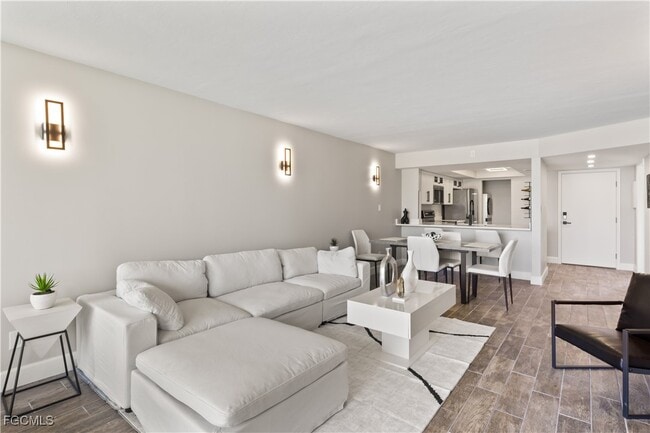 Photo - 25804 Cockleshell Dr Unit 314