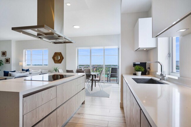 Building Photo - 155 E Boca Raton Rd Unit 703 Rental