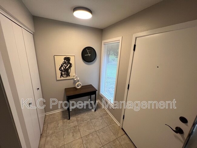 Photo - 3805 Maquoketa Dr