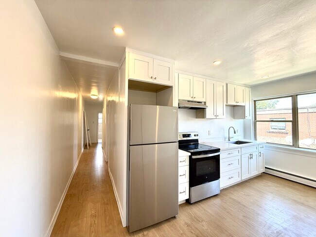 Photo - 169 Park Row S Unit 8