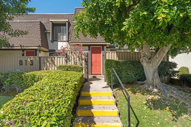 Photo - 813 N Monterey St