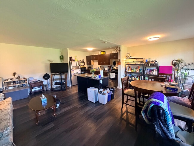 Photo - 20 Bradmon Dr Unit 112