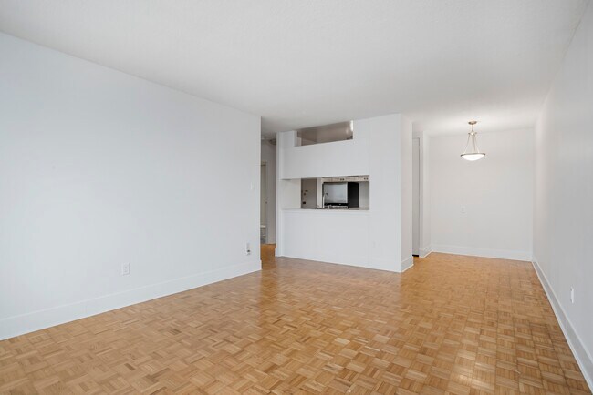 Photo - Regency Park