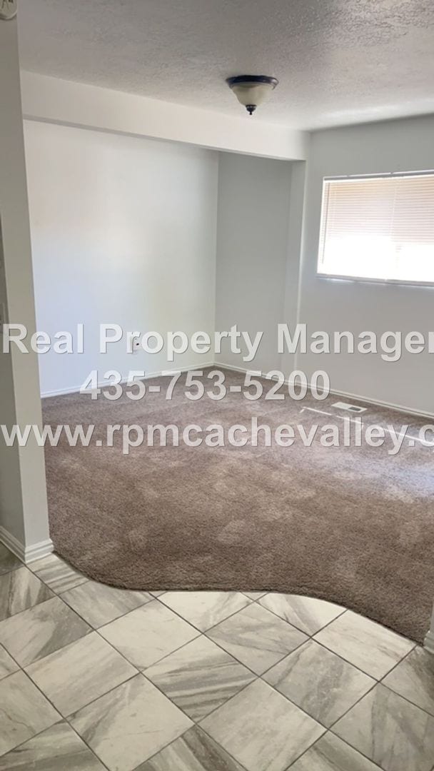 Photo - 420 1/2 N 200 W # 1-4 Unit 420 1/2 N 200 W Apt 4