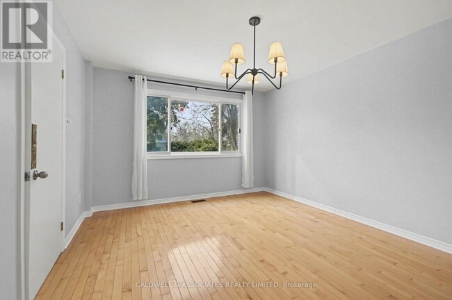 Photo - 5 Arundel Ave