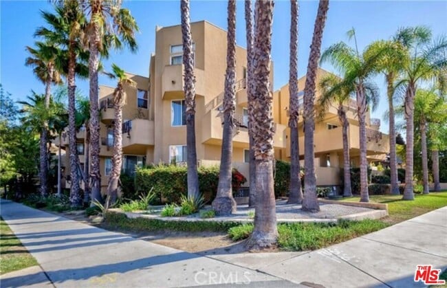 Photo - 4100 Wilshire Blvd Unit 207